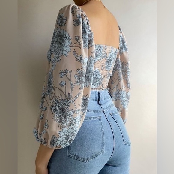 NWOT Beige Floral Bow Knot Puff Sleeve Top - Picture 4 of 4